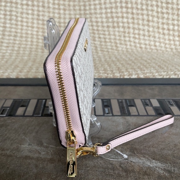 Michael Kors Jet Set Travel Large Travel CONTINENTAL Wallet-Wristlet - Picture 4 of 16